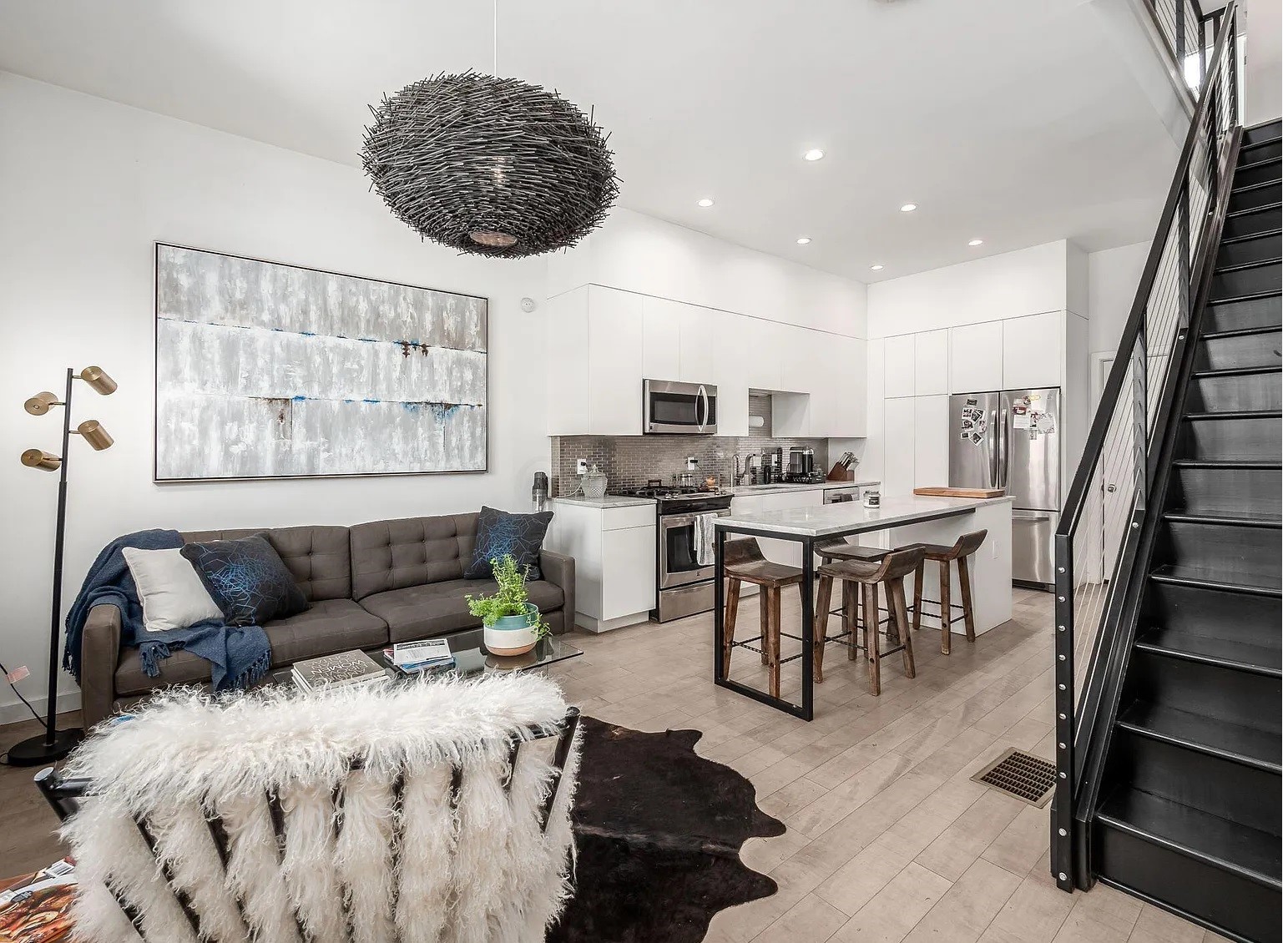 986 Summit Street - 1